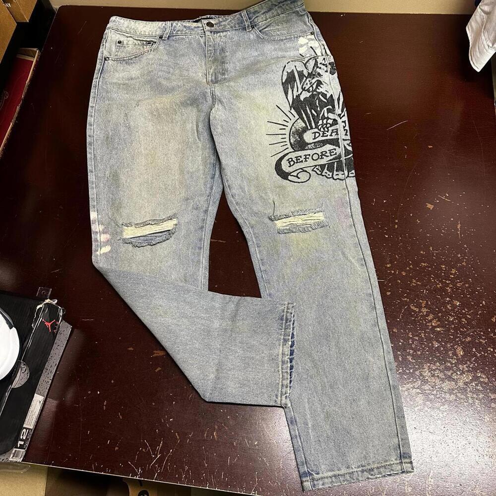 Ed Hardy men’s faded denim straight leg jeans size 36 waist